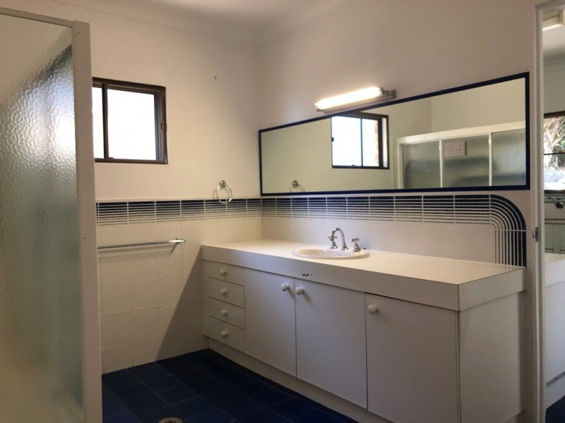 6 Gibbs Court, Mount Pleasant QLD 4740