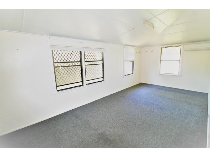 7 Knobel Street, North Mackay QLD 4740