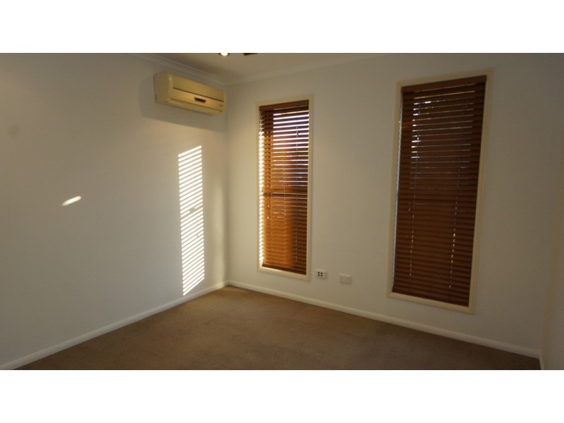 11 Michelle Crescent, Bucasia QLD 4750