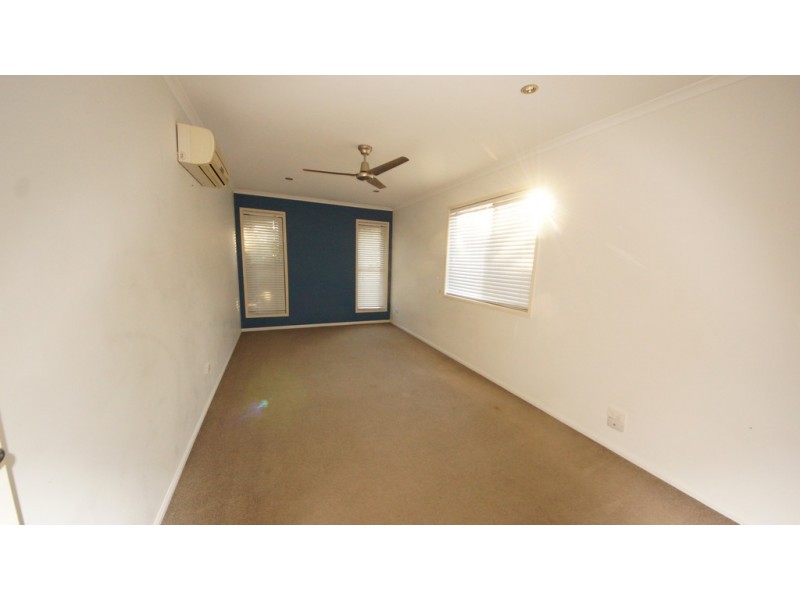 11 Michelle Crescent, Bucasia QLD 4750