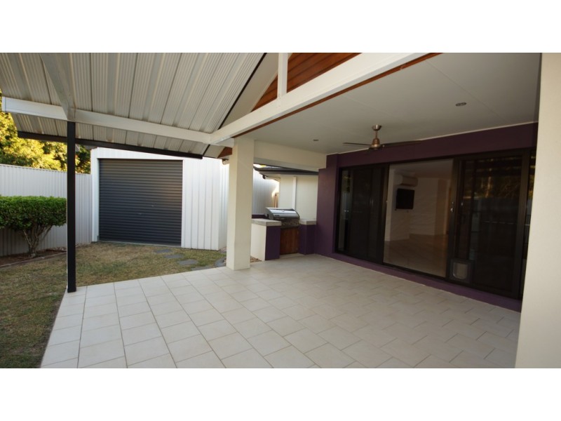 11 Michelle Crescent, Bucasia QLD 4750