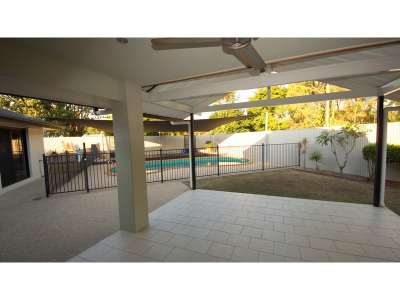 11 Michelle Crescent, Bucasia QLD 4750