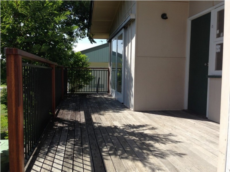15 Roberts Avenue, North Mackay QLD 4740