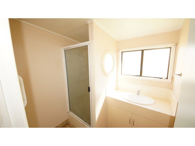 6 English Street, South Mackay QLD 4740