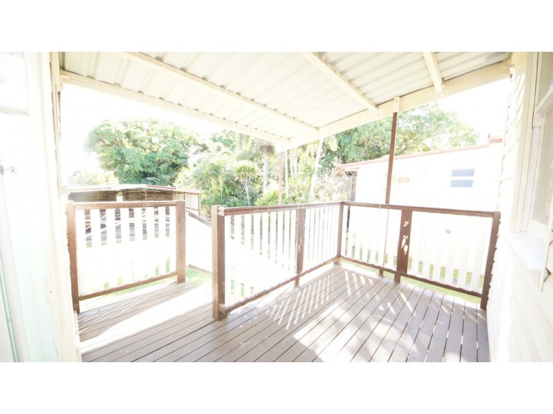 6 English Street, South Mackay QLD 4740