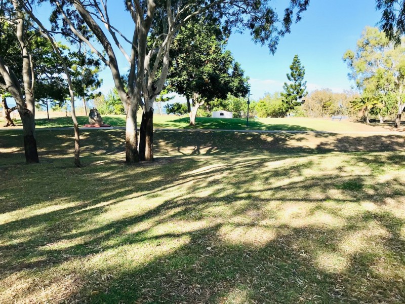 12 Cook Street, Bucasia QLD 4750