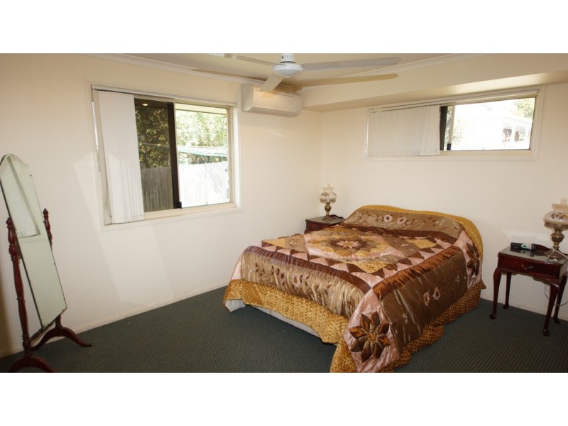 8 Kinghorn Street, Eimeo QLD 4740