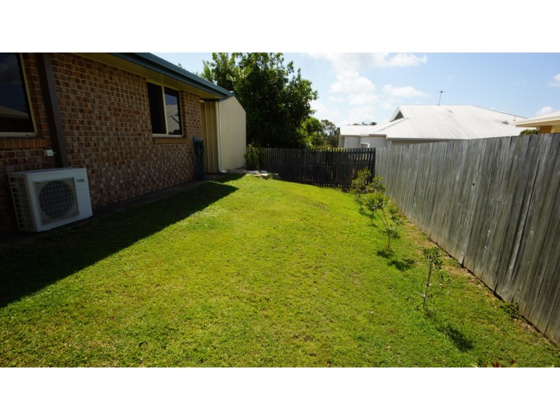 8 Kinghorn Street, Eimeo QLD 4740