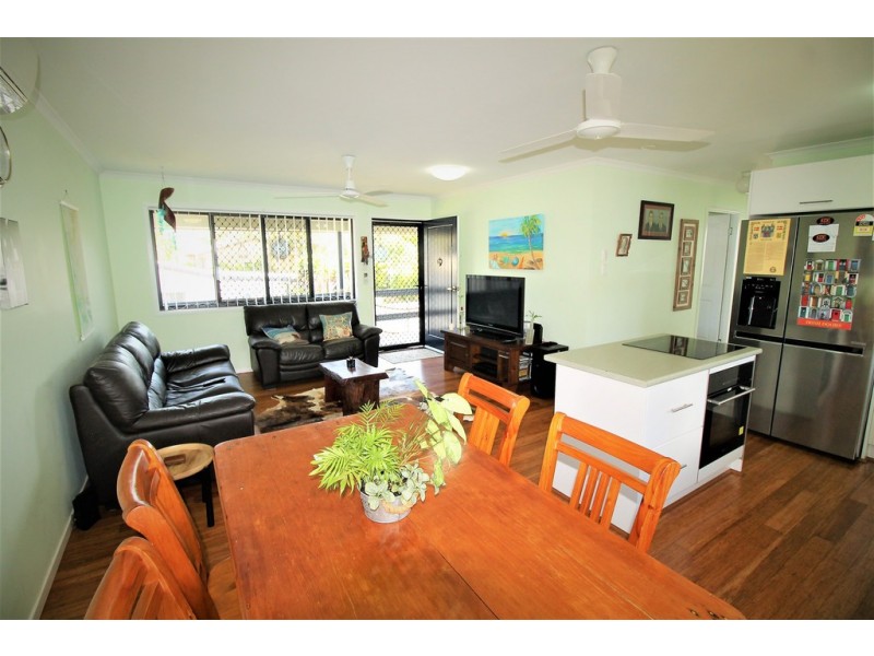18 McCarthy Street, Hay Point QLD 4740