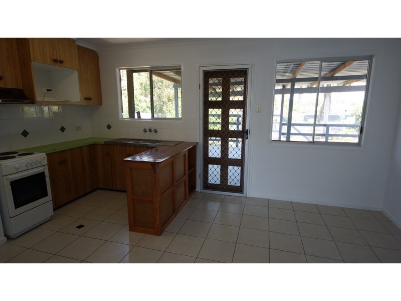 14 Amanda Drive, Andergrove QLD 4740