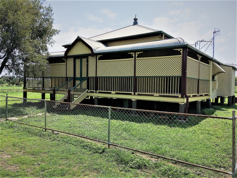 24687 Peak Downs Highway, Victoria Plains QLD 4751