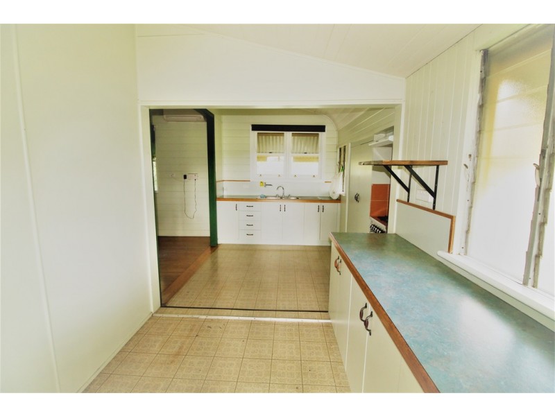 24687 Peak Downs Highway, Victoria Plains QLD 4751