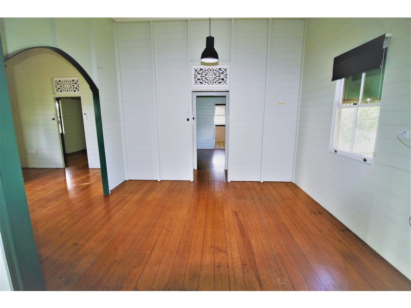 24687 Peak Downs Highway, Victoria Plains QLD 4751