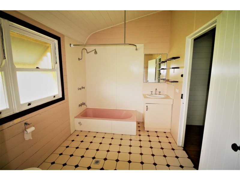 24687 Peak Downs Highway, Victoria Plains QLD 4751
