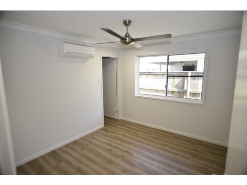 18 MOD CRESCENT, Beaconsfield QLD 4740