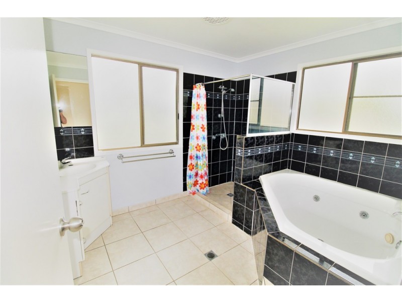 5 Mackay Street, Eton QLD 4741