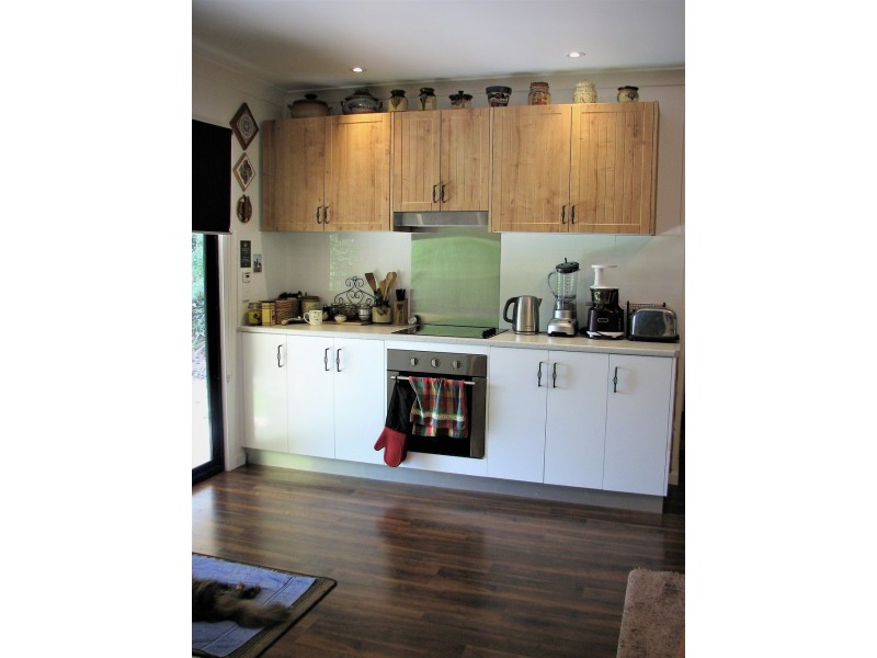 9 Kemmis Street, Eton QLD 4741