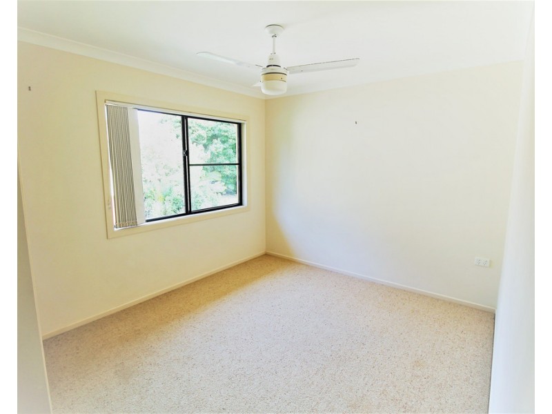 2/373 Bridge Road, West Mackay QLD 4740