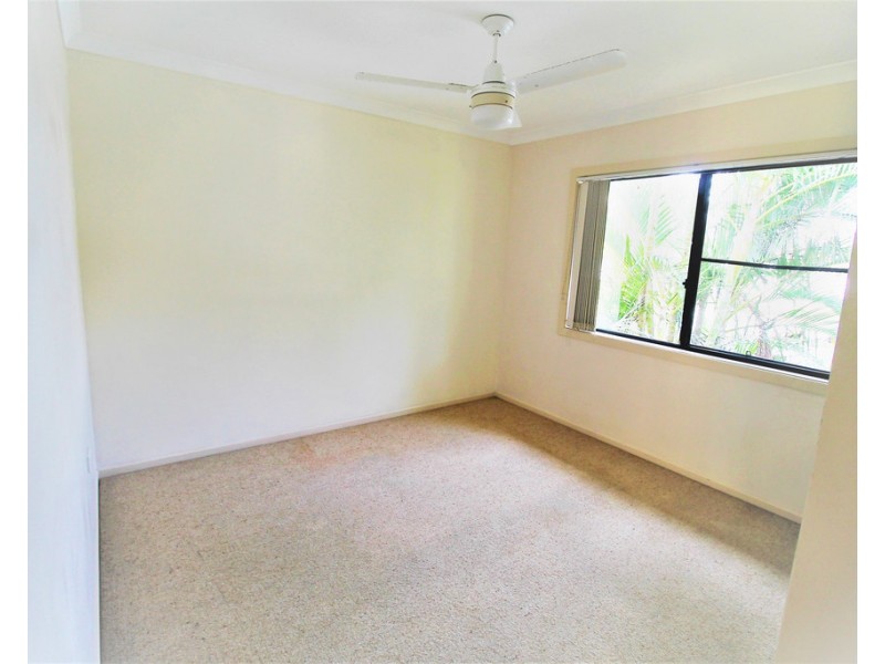 2/373 Bridge Road, West Mackay QLD 4740