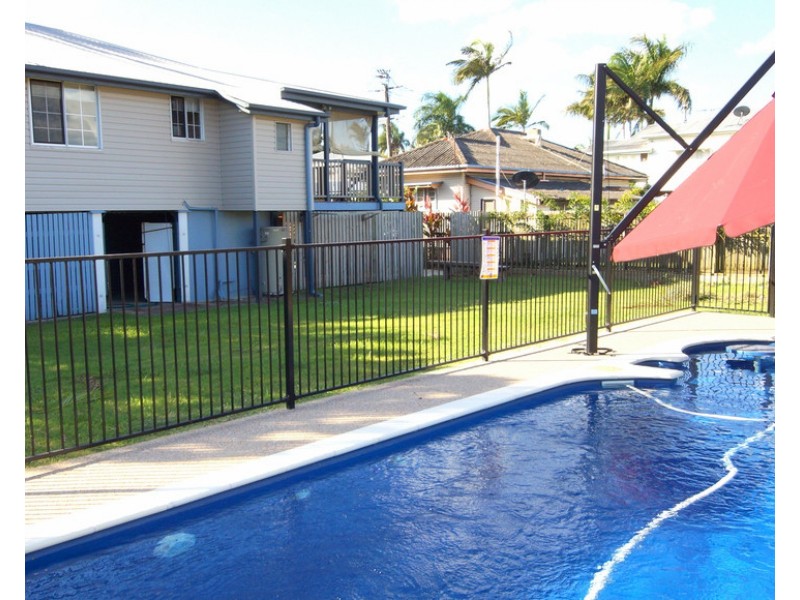 11 Sneyd Street, West Mackay QLD 4740
