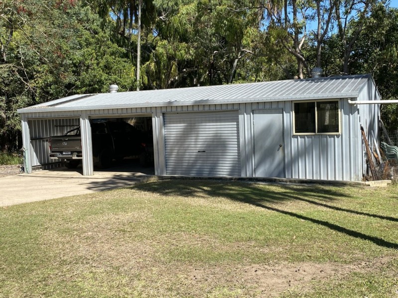 358 Sarina Beach Road, Sarina QLD 4737