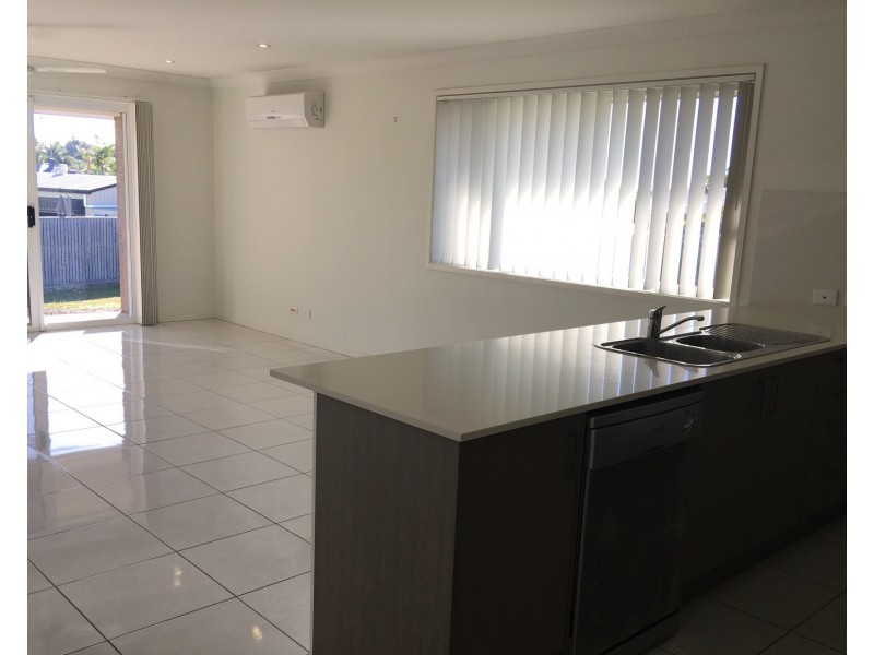 28 Kristy Crescent, Eimeo QLD 4740