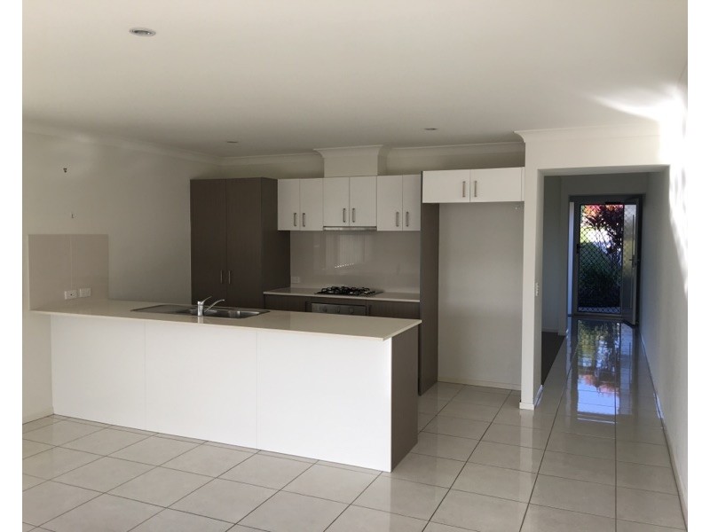 28 Kristy Crescent, Eimeo QLD 4740