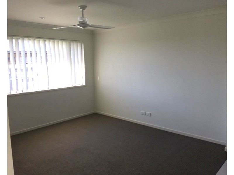 28 Kristy Crescent, Eimeo QLD 4740