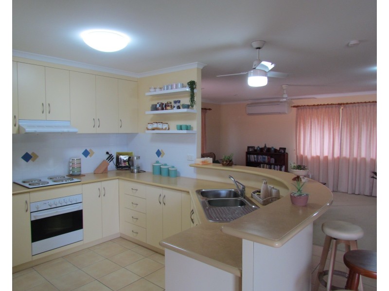 4 Fantome Court, Rural View QLD 4740