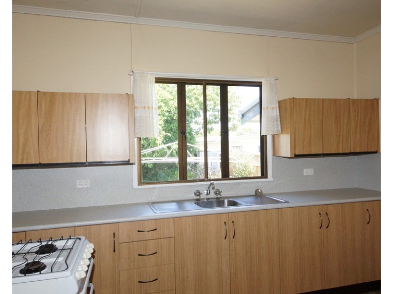 21 Mogford Street, West Mackay QLD 4740