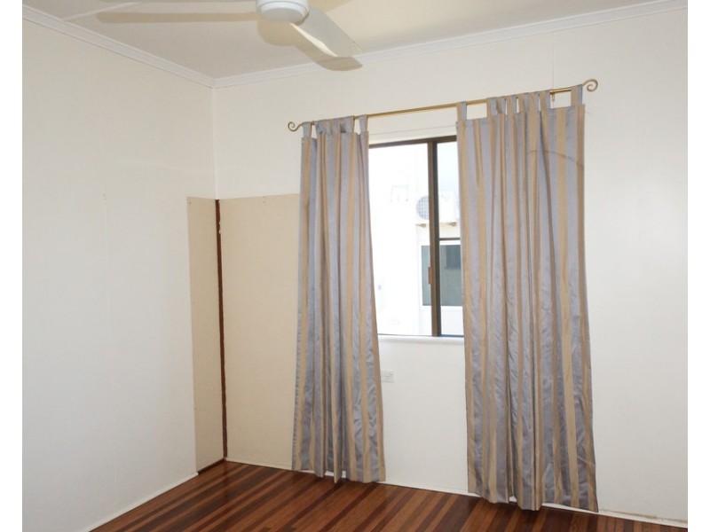 21 Mogford Street, West Mackay QLD 4740