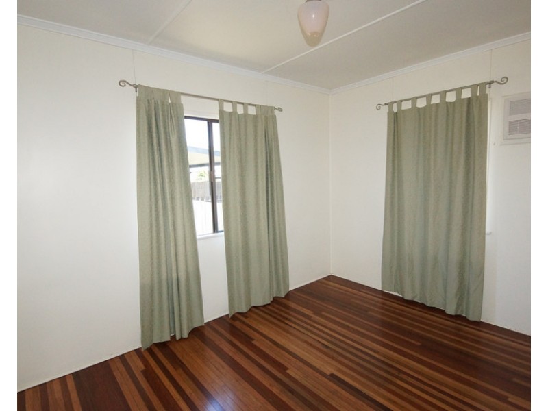 21 Mogford Street, West Mackay QLD 4740