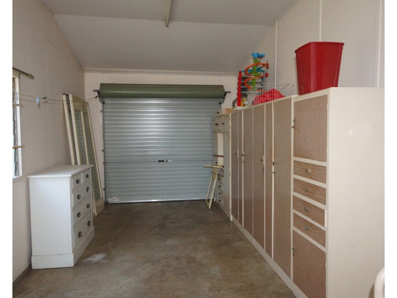 21 Mogford Street, West Mackay QLD 4740