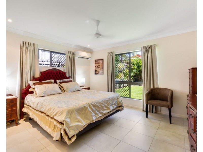 7 Kinghorn Street, Eimeo QLD 4740