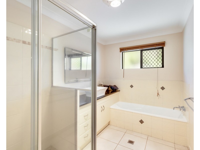 7 Kinghorn Street, Eimeo QLD 4740