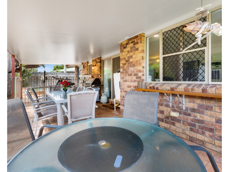 7 Nathan Court, Beaconsfield QLD 4740