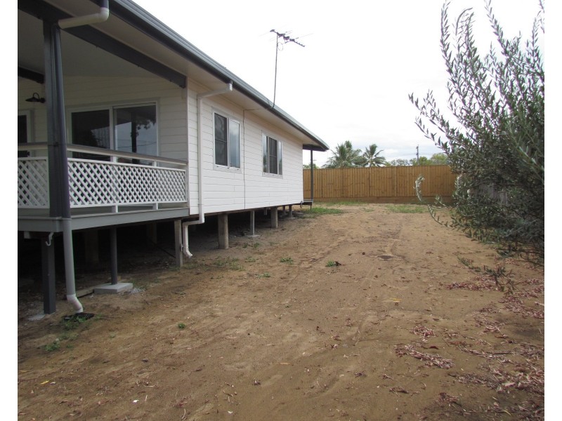 10 Coral Drive, Blacks Beach QLD 4740