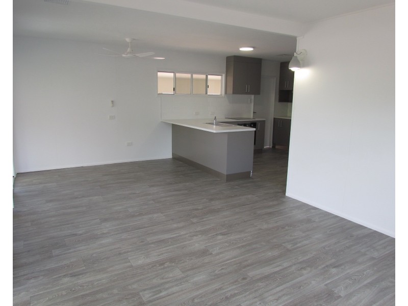 10 Coral Drive, Blacks Beach QLD 4740