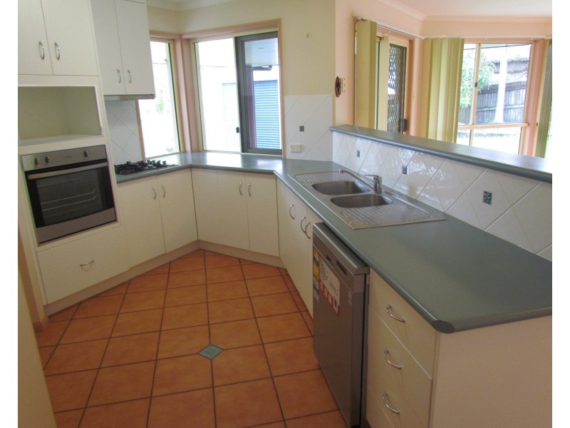 35 Kidston Avenue, Rural View QLD 4740