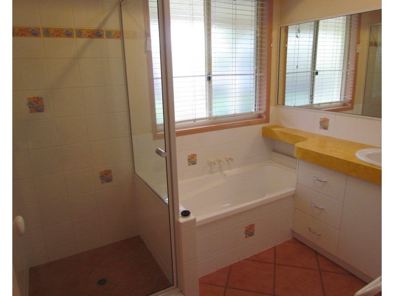 35 Kidston Avenue, Rural View QLD 4740