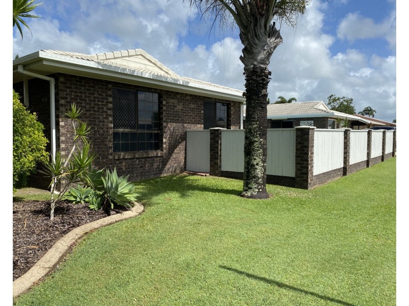 2 Allan Court, Ooralea QLD 4740