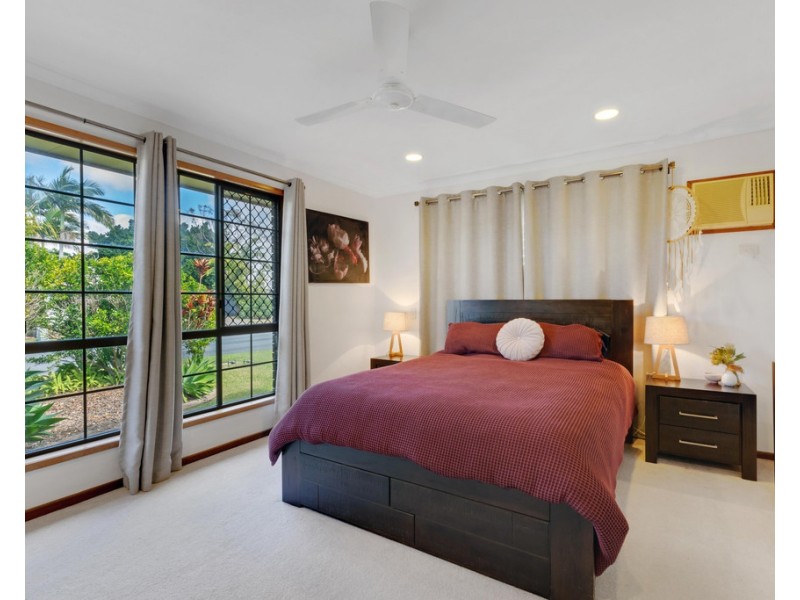 2 Allan Court, Ooralea QLD 4740