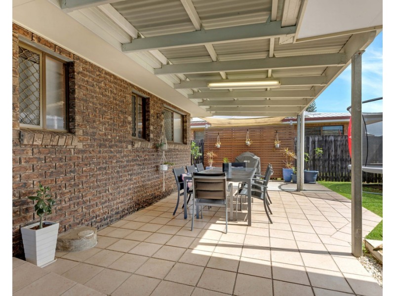2 Allan Court, Ooralea QLD 4740