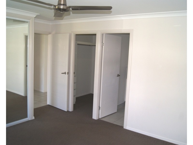 21 Tamron Drive, Mount Pleasant QLD 4740