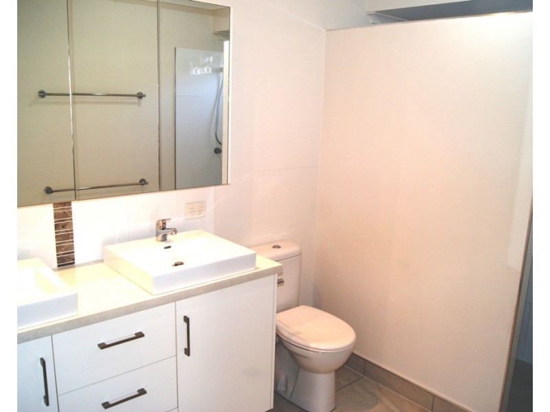 21 Tamron Drive, Mount Pleasant QLD 4740