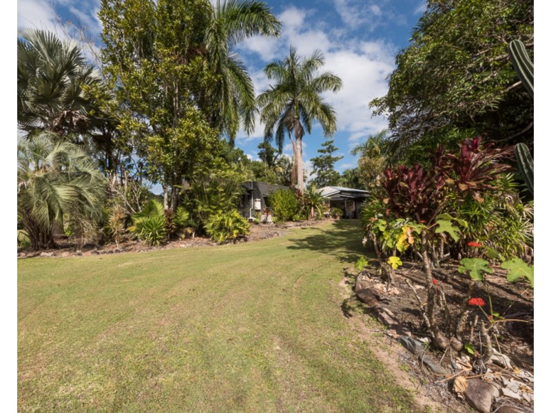 500 Gorge Road, Finch Hatton QLD 4756