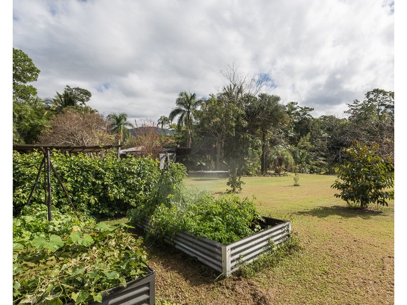 500 Gorge Road, Finch Hatton QLD 4756