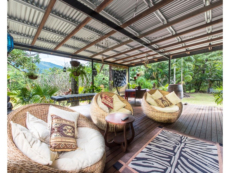 500 Gorge Road, Finch Hatton QLD 4756