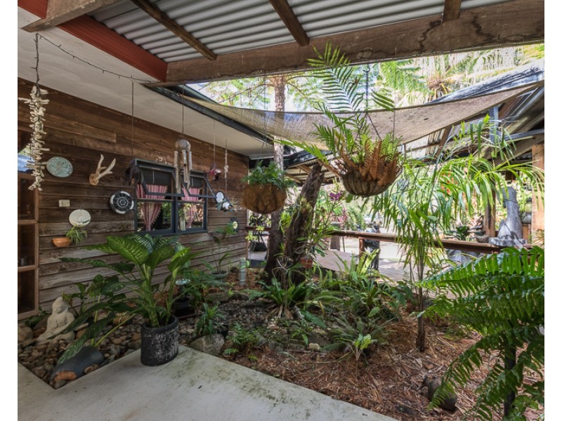 500 Gorge Road, Finch Hatton QLD 4756