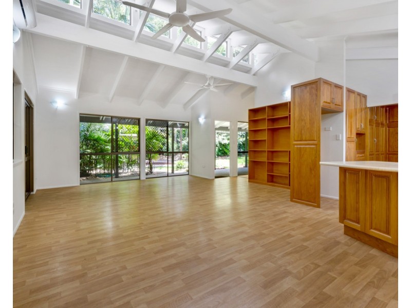 96 Waverley Street, Bucasia QLD 4750